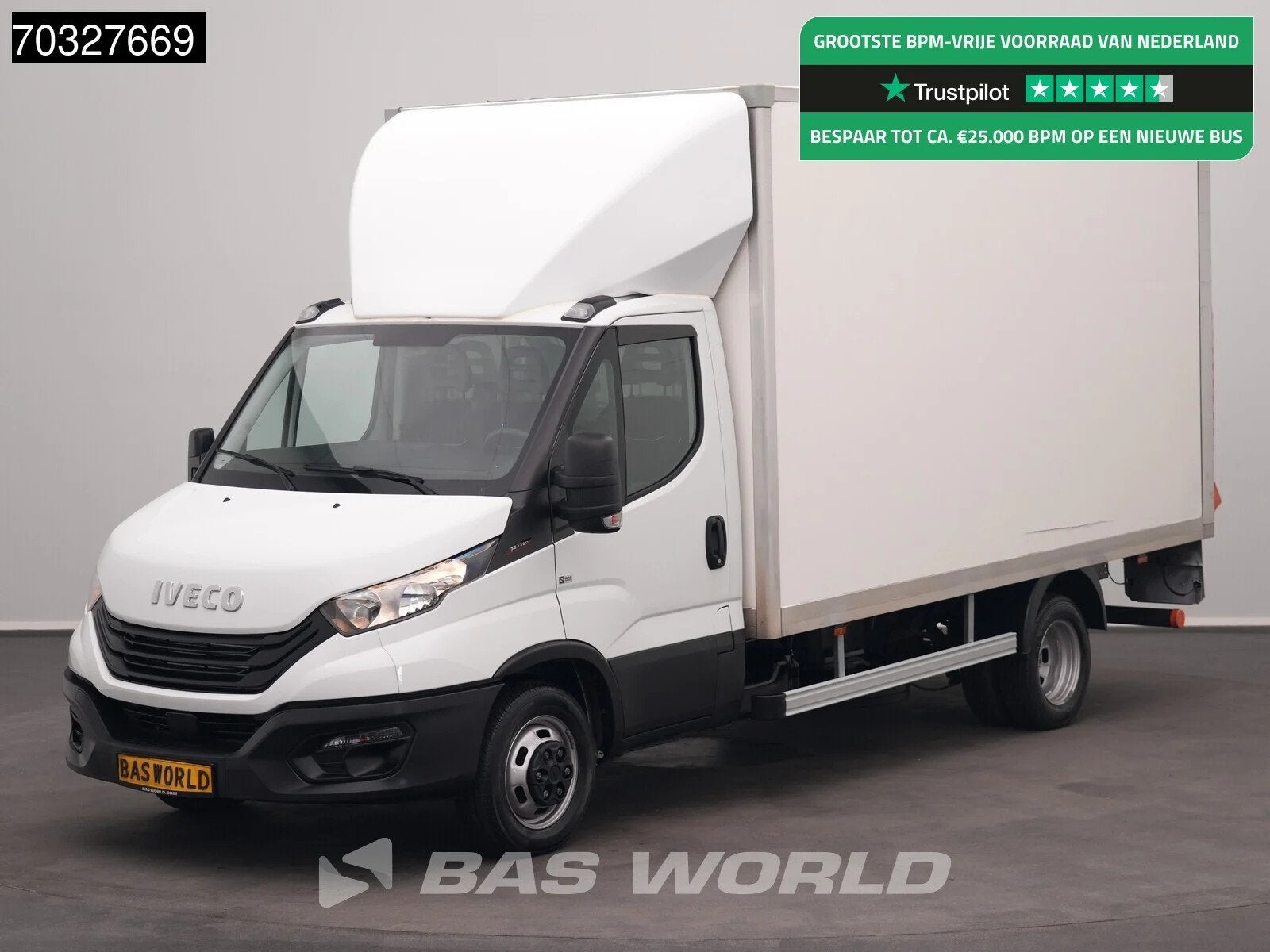 Iveco Daily 35C16 3.0L Laadklep Dubbellucht Bakwagen 160PK M, Auto's, Stof, Gebruikt, Euro 6, 4 cilinders