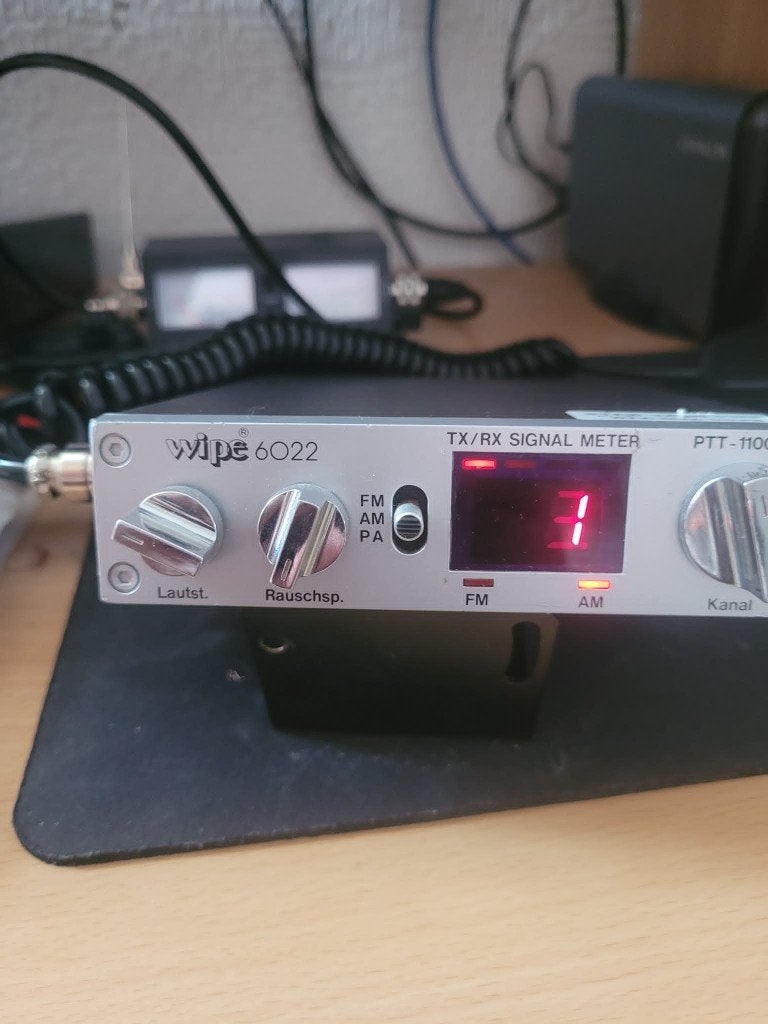 a vendre émetteur wipe AM-FM-40 canaux .lire svp, Télécoms, Émetteurs & Récepteurs, Enlèvement ou Envoi, Comme neuf, Émetteur et Récepteur