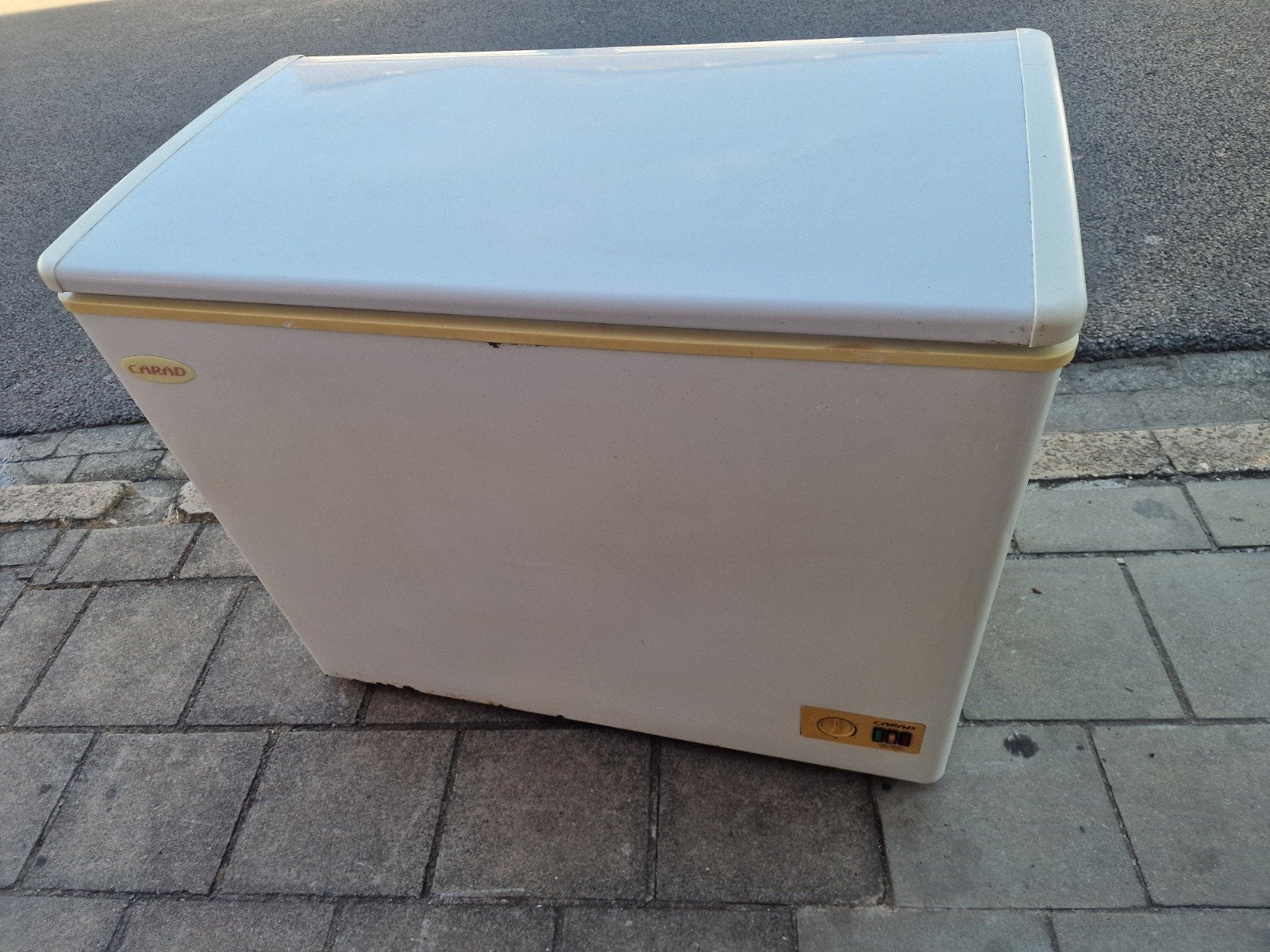 Vend congélateur bahut Carad 200 litre fonctionne très bien., Electroménager, Congélateur, Classe énergétique A ou plus économe