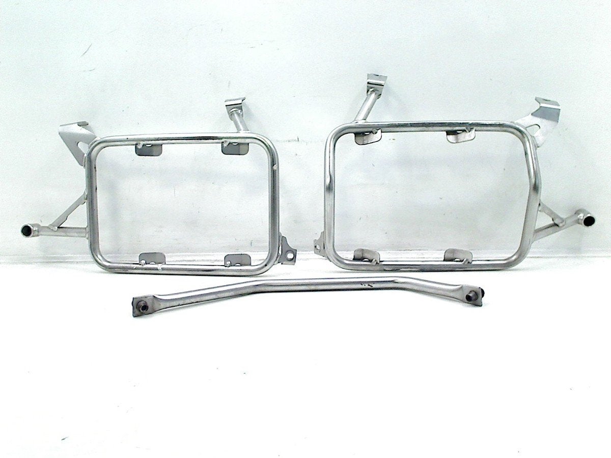 KOFFER DRAGER BMW R 1250 GS 2019-2023 (R1200GS 19), Dhr. S. di Majo, Gebruikt, Info@cama-motorparts.nl, P.J. Troelstraweg 8 8
3144 CX  MAASSLUIS, NL