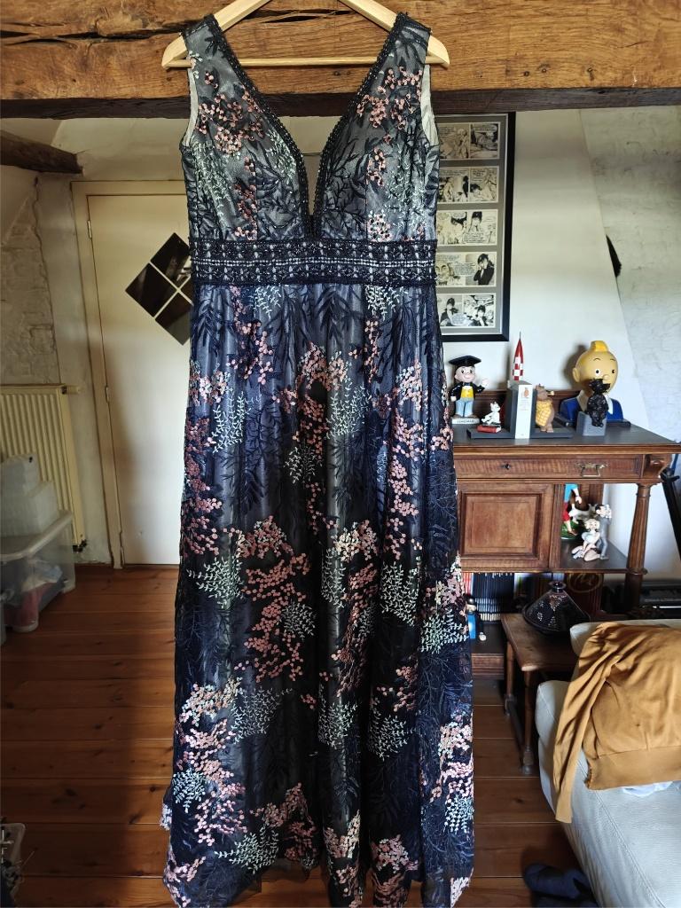 Suitekleed, Kleding | Dames, Ophalen of Verzenden, Zo goed als nieuw
