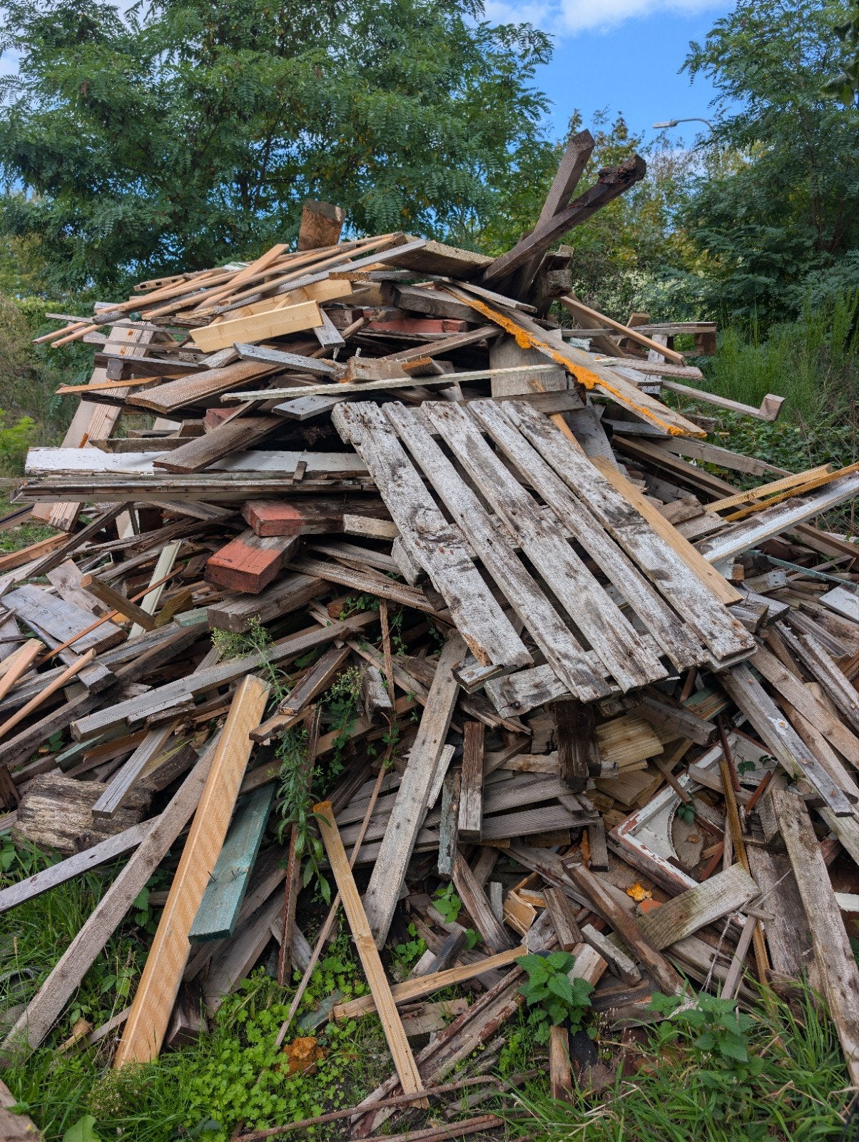 brandhout afkomstig uit afbraakwerken enkel massief hout8m3, 6 m³ of meer, Verzenden, Overige houtsoorten