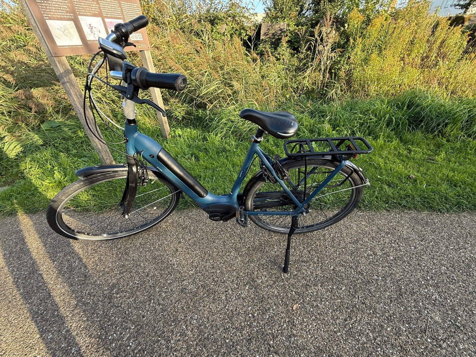 Gazelle Grenoble C8 2022 in zeer goede staat, Fietsen en Brommers, Ophalen, Zo goed als nieuw, 51 tot 55 cm, 50 km per accu of meer