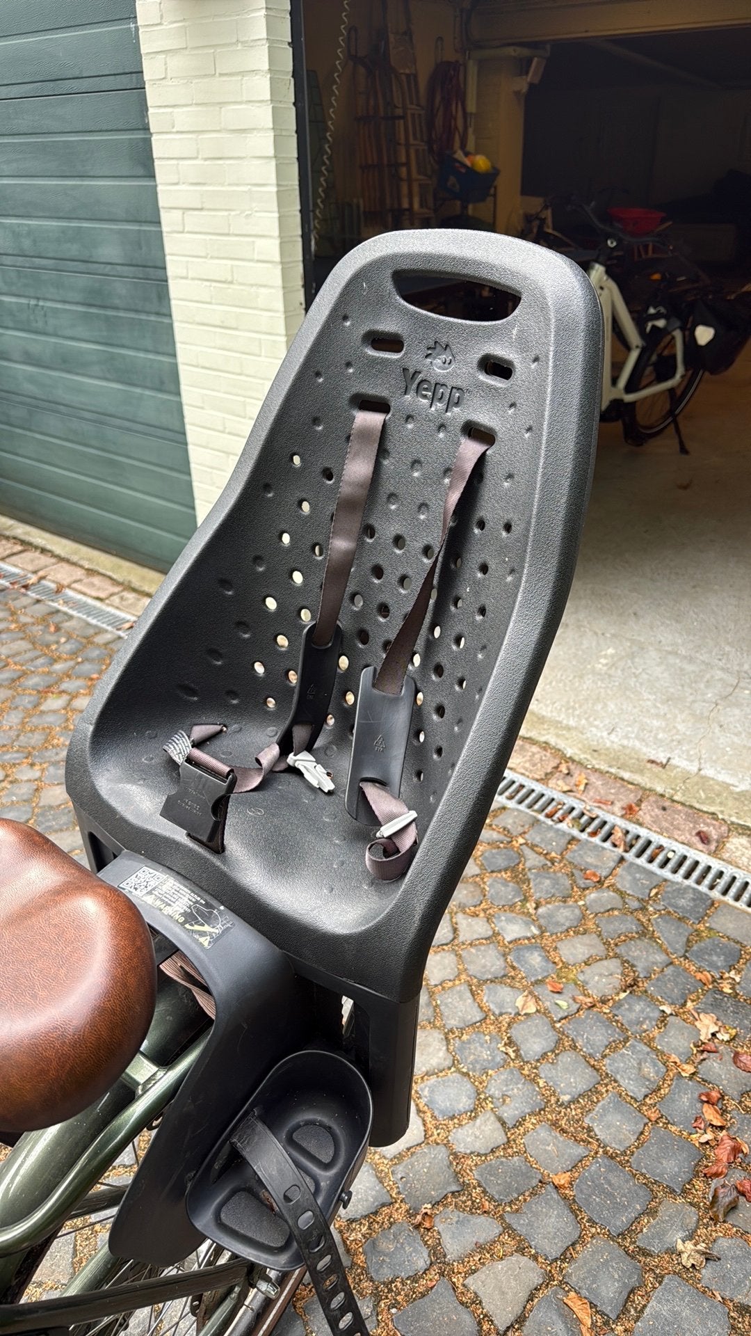 Yepp kinderfietsstoel, Ophalen, Gebruikt, Achterzitje, Voetsteuntjes