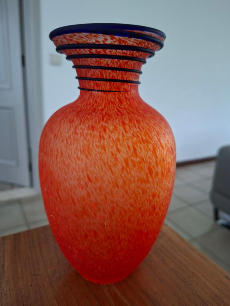 Artglas spaghetti vaas, Ophalen