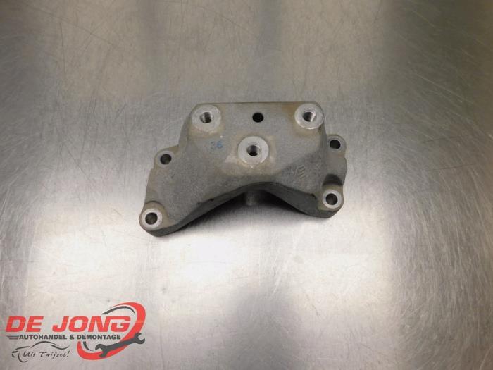 Support boîte de vitesse d'un Volkswagen Golf, Volkswagen, -, 3 mois de garantie, Utilisé