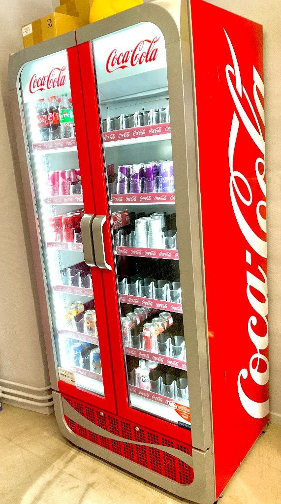 Frigo coca cola, Ophalen