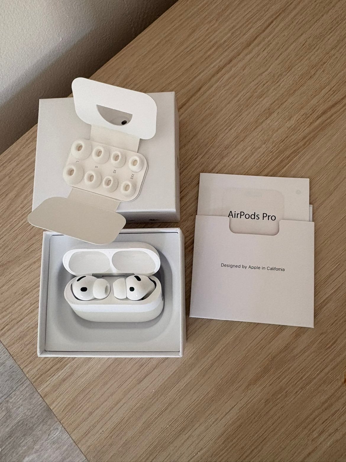 Airpods pro 3 (2025), Telecommunicatie, Ophalen of Verzenden, Apple, Wit, Bluetooth