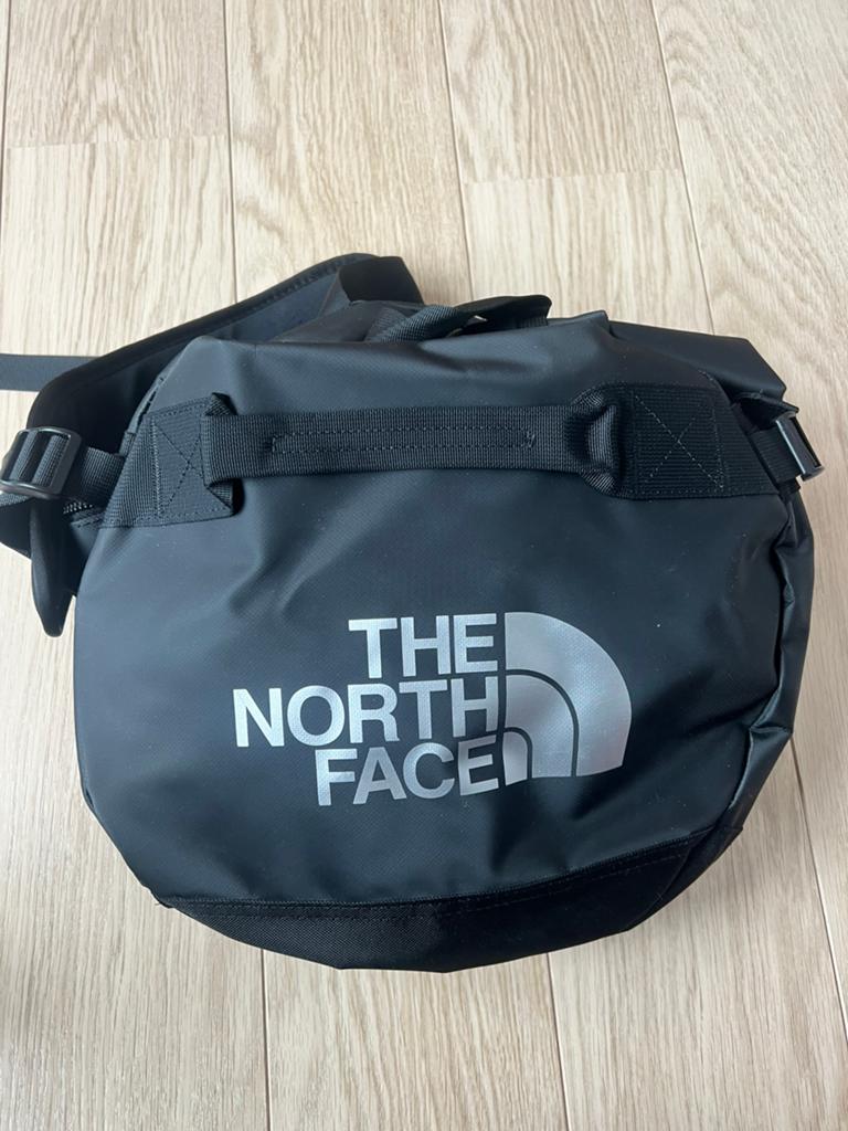 Sac The North Face duffel Base Camp 71L - M, Enlèvement ou Envoi, Noir, 60 à 80 cm, 30 cm ou plus