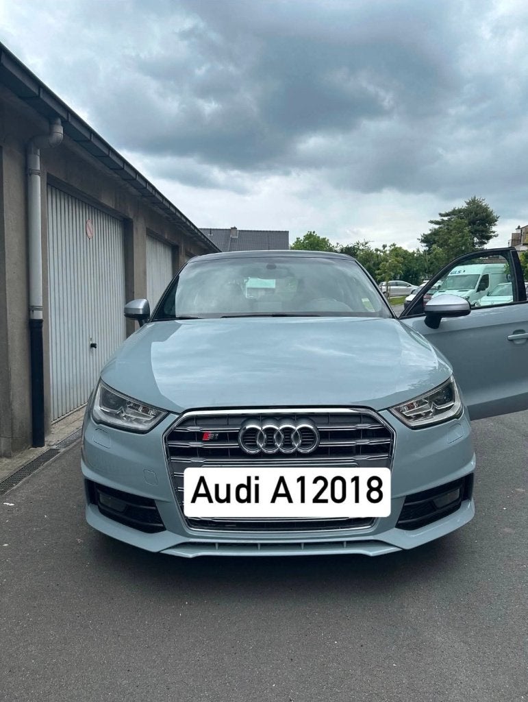 Audi A1 S LINE 1.0 Essence 2018 ( Vends ou Echange ), Auto's, Audi, A1, Euro 6, Handgeschakeld, Grijs