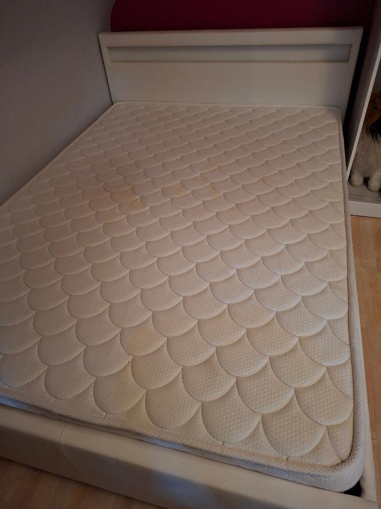 Lit 2 personnes, Huis en Inrichting, Slaapkamer | Bedden, Gebruikt, Tweepersoons, 140 cm, 190 cm of minder, Overige materialen