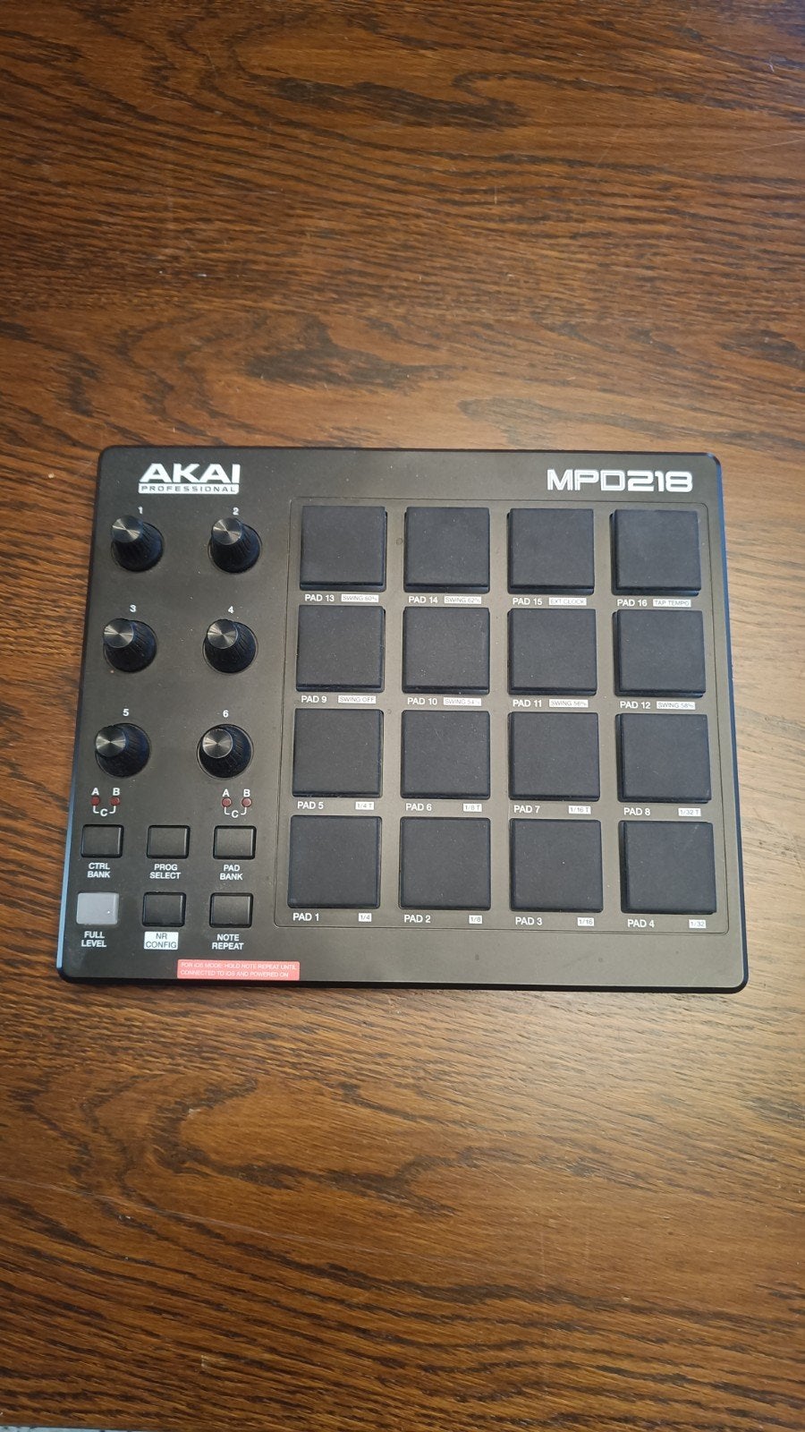 akai mpd218, Ophalen of Verzenden