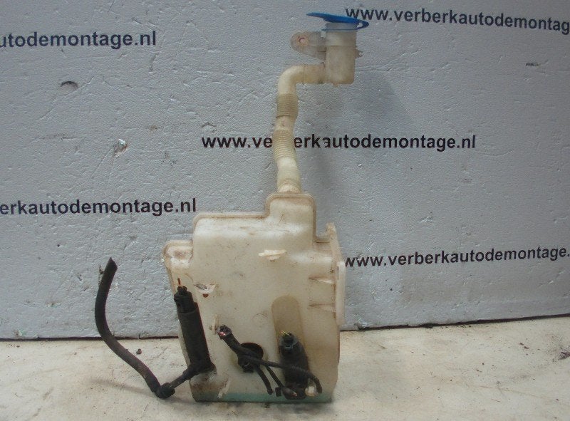 RUITENSPROEIERRESERVOIR Volkswagen Golf Plus (5M1 / 1KP), Gebruikt, Volkswagen, Volkswagen AG, Kundenbetreuung@volkswagen.de