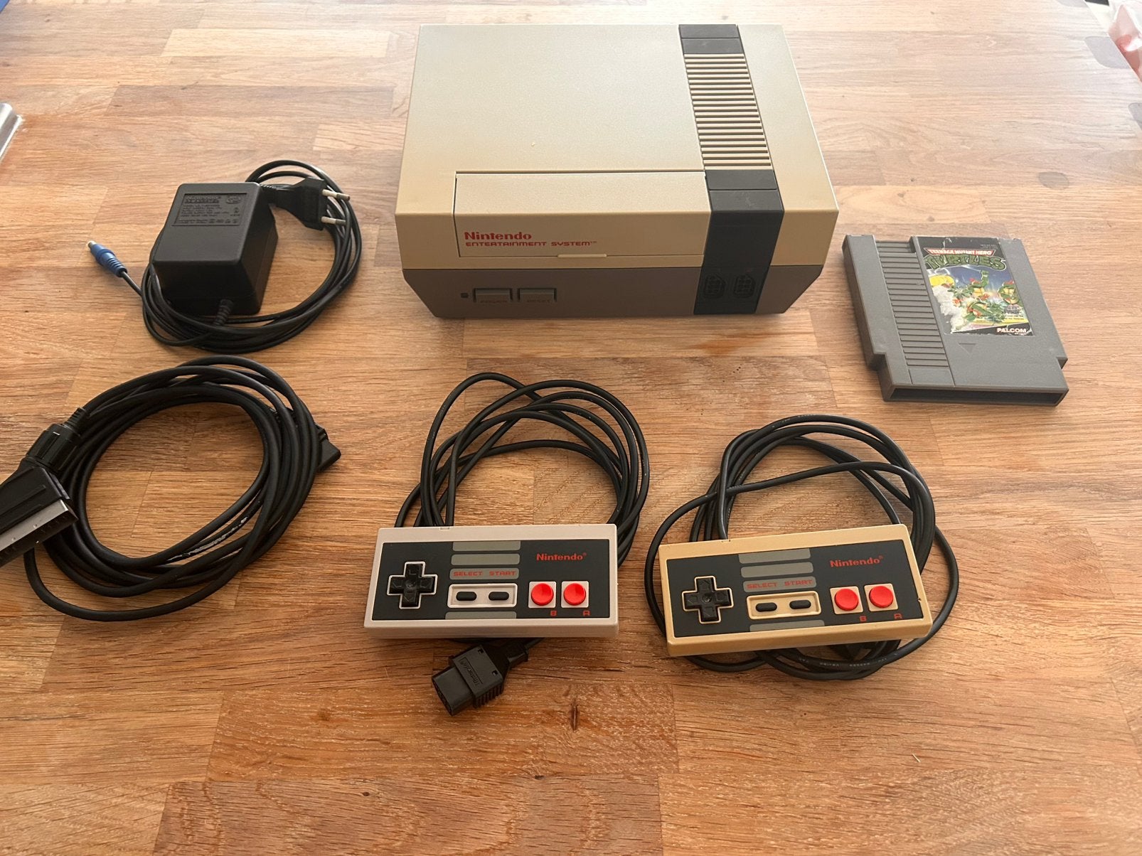 Nintendo NES + teenage mutant hero turtles, Games en Spelcomputers, Spelcomputers | Nintendo NES, Ophalen of Verzenden, Gebruikt