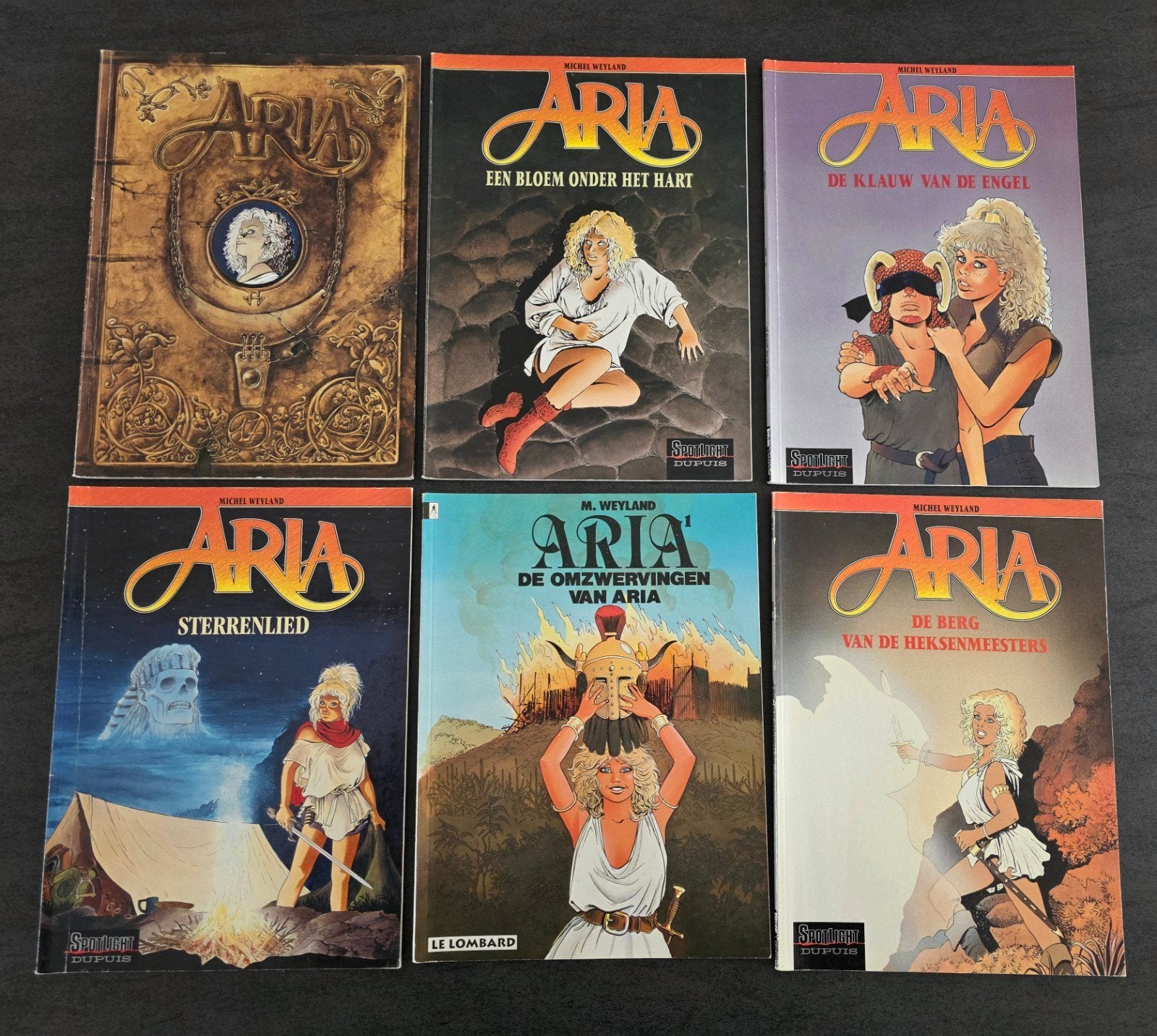 Strips: Aria.     Spotlight Dupuis, Livres, Enlèvement ou Envoi, Comme neuf