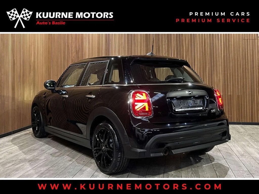 MINI One 1.5i 5d. Alu17"/Led/Leder/Gps/Pdc/Bt *1j garantie*, Auto's, Mini, 75 kW, https://public.car-pass.be/vhr/e02a4f0a-3d4e-4510-b419-1108d0bf5693