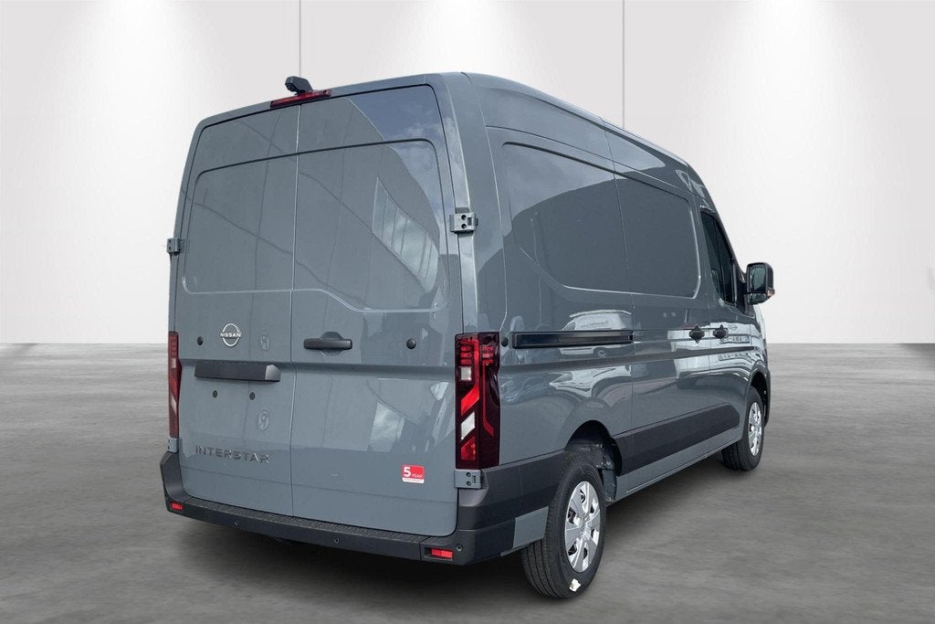 Nissan Interstar L2H2 3.5T 2,0 dCi 130 N-Connecta MY2026 met, Auto's, Voorwielaandrijving, Stof, 4 cilinders, 2500 kg