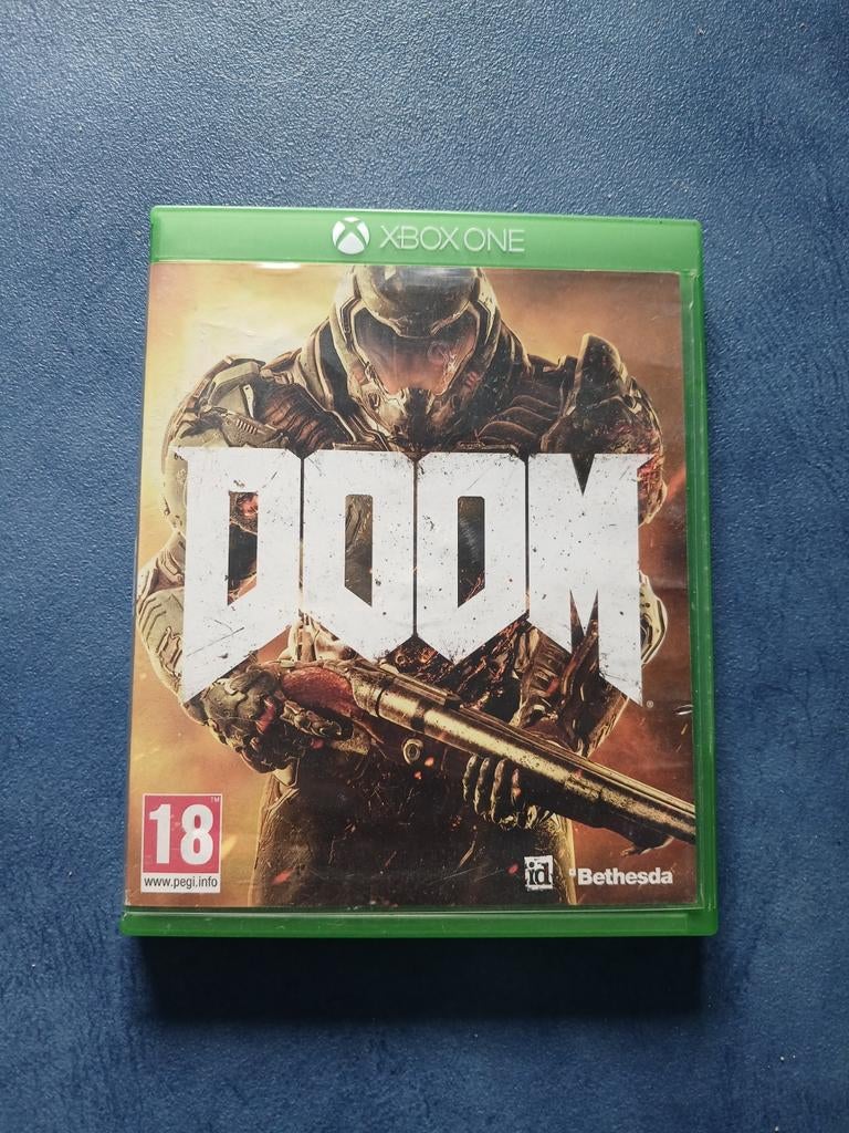 3 xboxone/doom-games, Battlefield 4 en Call of Duty Bo3-game, Online, 1 speler, Zo goed als nieuw, Vanaf 12 jaar