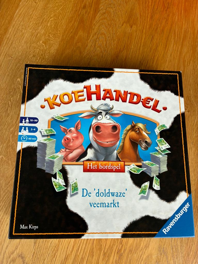 Koehandel het bordspel - De doldwaze veemarkt, Hobby en Vrije tijd, Gezelschapsspellen | Kaartspellen, Zo goed als nieuw, Ophalen of Verzenden