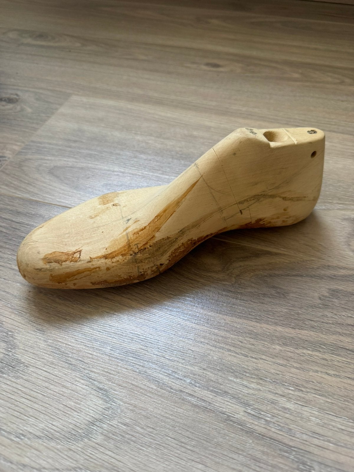 Lâche à chaussures en bois, Enlèvement ou Envoi