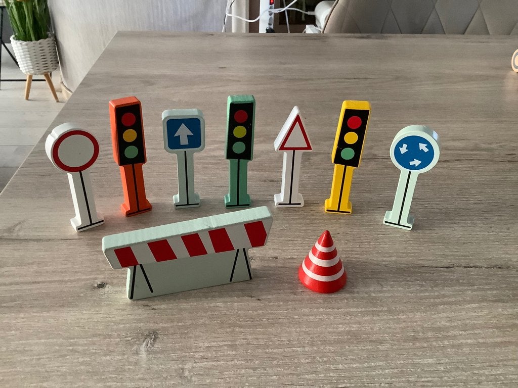 Ensemble de jouets pour panneaux de signalisation en bois, Enlèvement ou Envoi, Comme neuf, Autres types