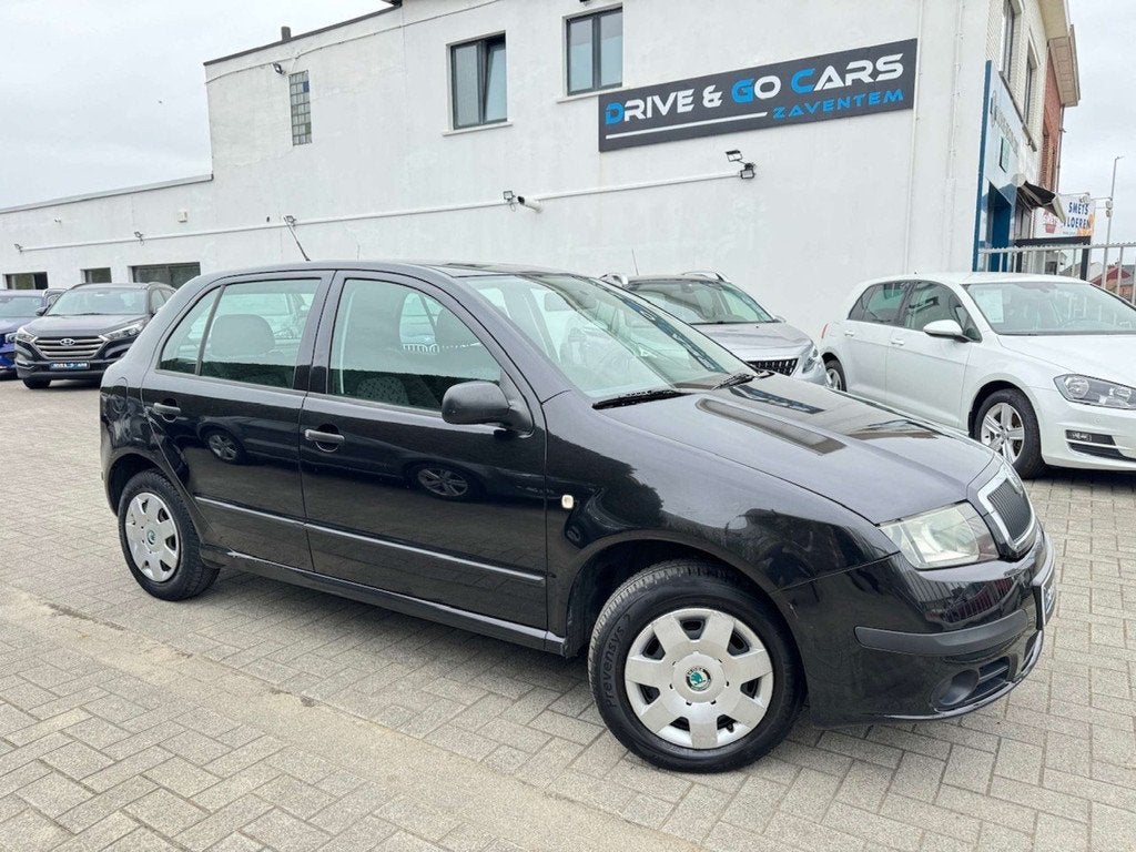 Skoda Fabia 1.2i Benzine - 64PK * 1 JAAR GARANTIE * !, Auto's, Skoda, Bedrijf, Te koop, Fabia, Airbags, Boordcomputer, Centrale vergrendeling