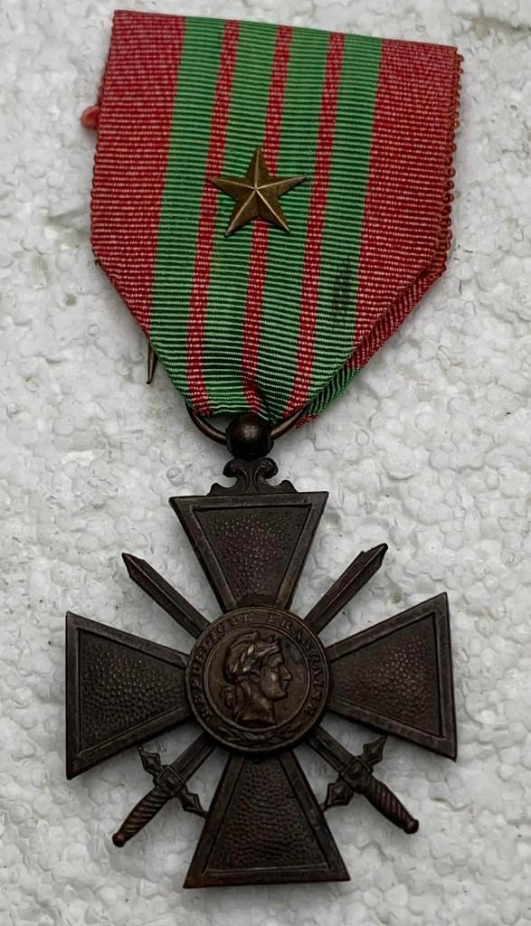 Medaille, France Croix de Guerre WOII, 1939-45 met STER, Collections, Enlèvement ou Envoi, Armée de terre, Ruban, Médaille ou Ailes