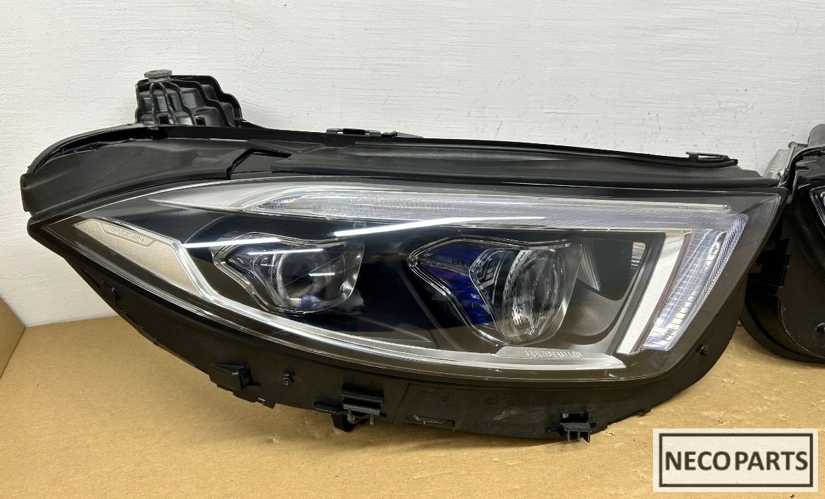 CLS W257 MULTIBEAM LED KOPLAMP COMPLEET ALLES LEVERBAAR !!, Utilisé, -, -, Enlèvement ou Envoi