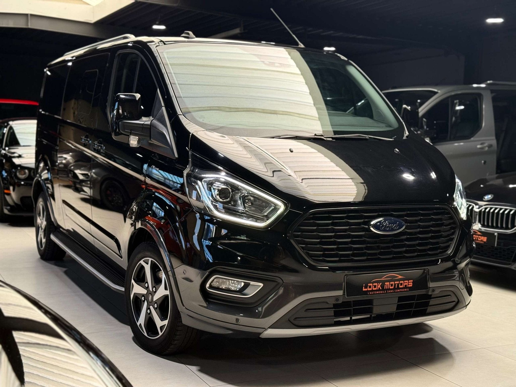 Ford Transit Custom 2.0 TDCi ACTIVE LONG CHASSIS 170cv 5 pla, Cuir, Achat, 227 g/km, Entreprise