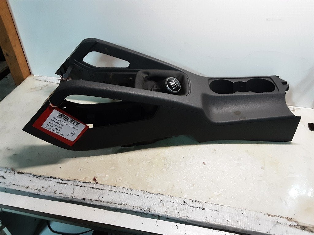 CONSOLE CENTRALE Volkswagen Golf V (1K1) (1KO711113), Volkswagen, Mevr. I. Hauben, Utilisé, Rue de l'Espoir 34 34
4030  GRIVEGNÉE, BE