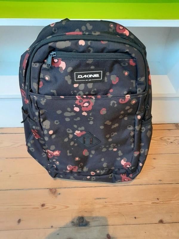 Rugzak Dakine 26l, 25 tot 40 cm, Nieuw, Waterdicht, 30 tot 45 cm