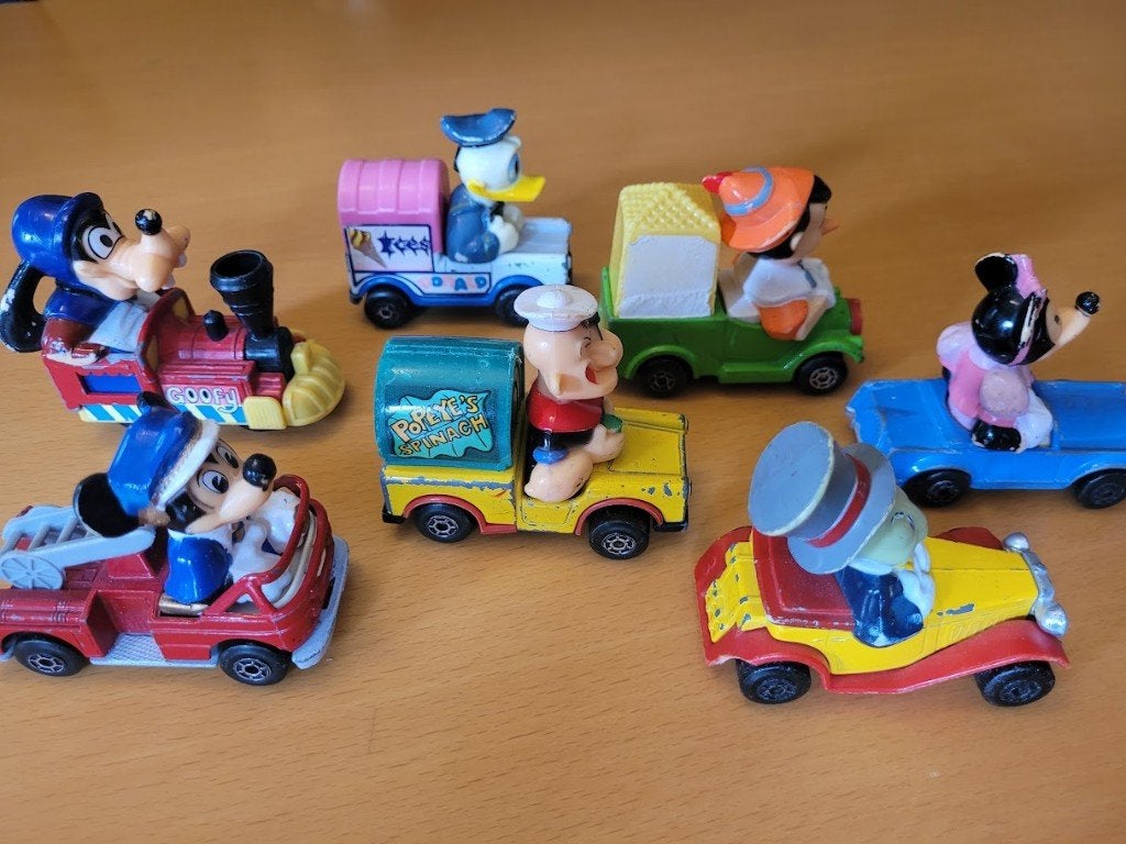 vintage disney autos Matchbox, Verzamelen, Ophalen of Verzenden, Gebruikt, Beeldje of Figuurtje