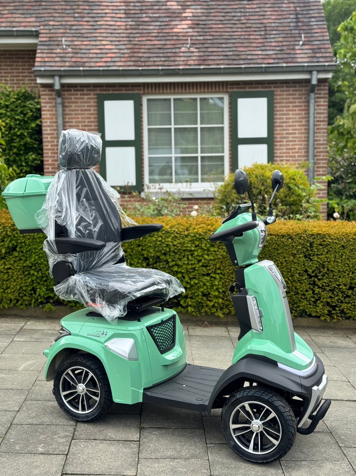 Nieuw Scootmobiel Falcon 20km/u met uitneembare lithium accu, Ophalen of Verzenden, Inklapbaar, Nieuw, Elektrische rolstoel