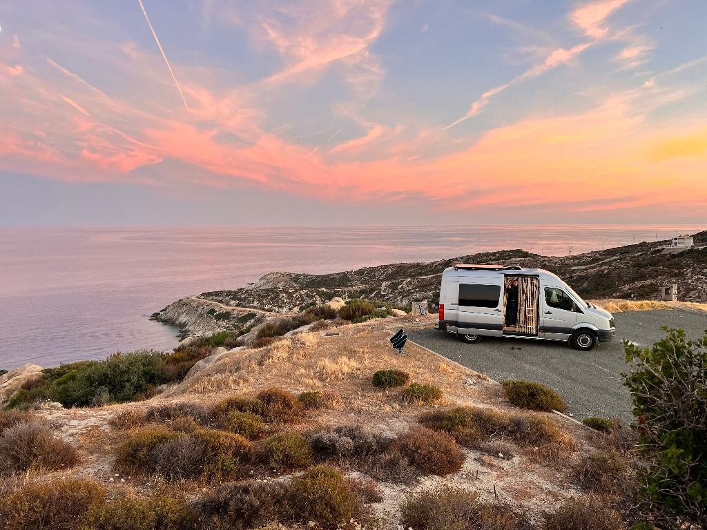 CAMPER VW Crafter te koop, Buscamper of Camperbus, Volkswagen, Particulier, Koelkast