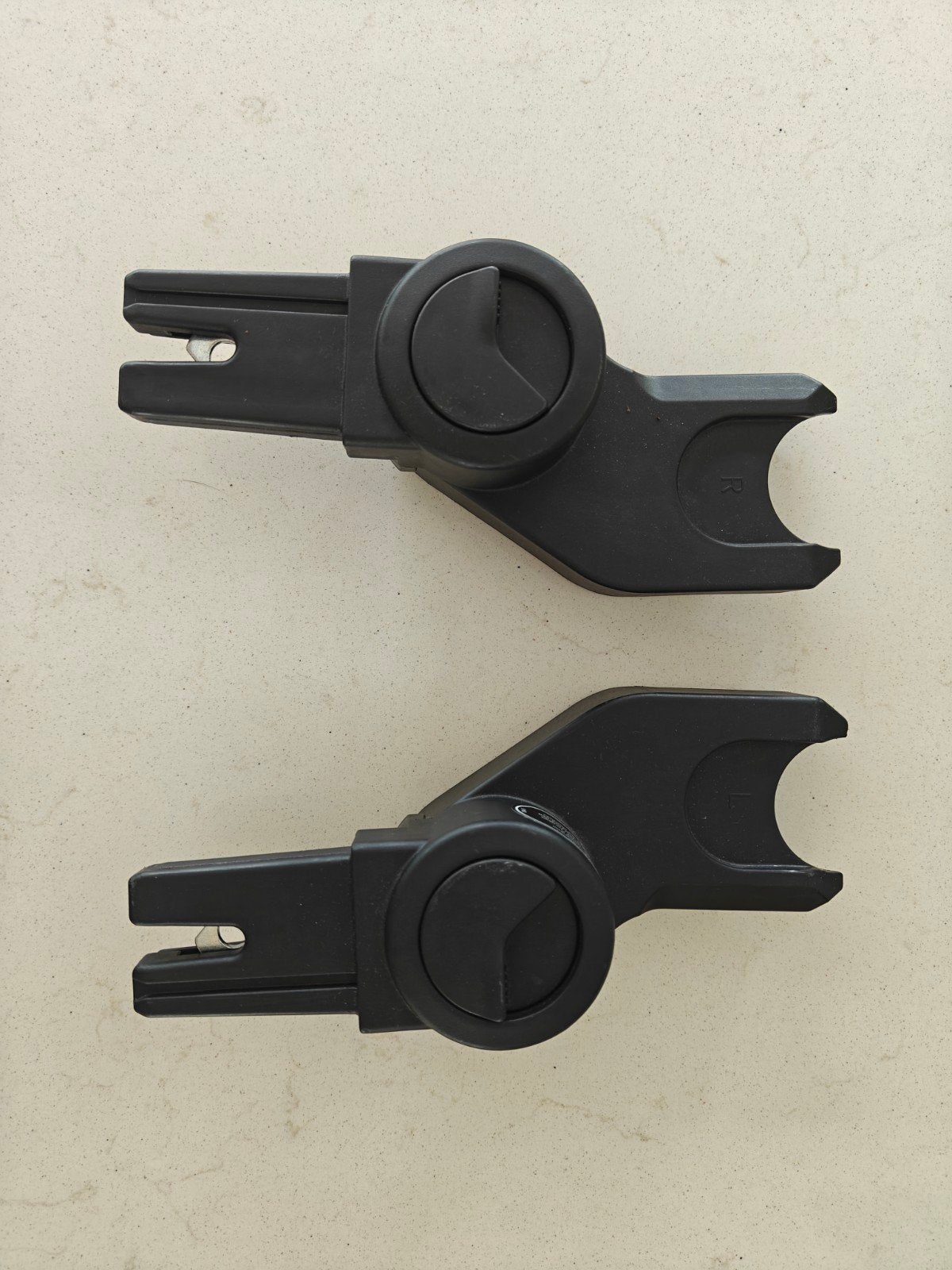 Phil&Teds TS21 V2 autostoel adapters – Maxi-Cosi / Cybex – V, Enlèvement, Comme neuf