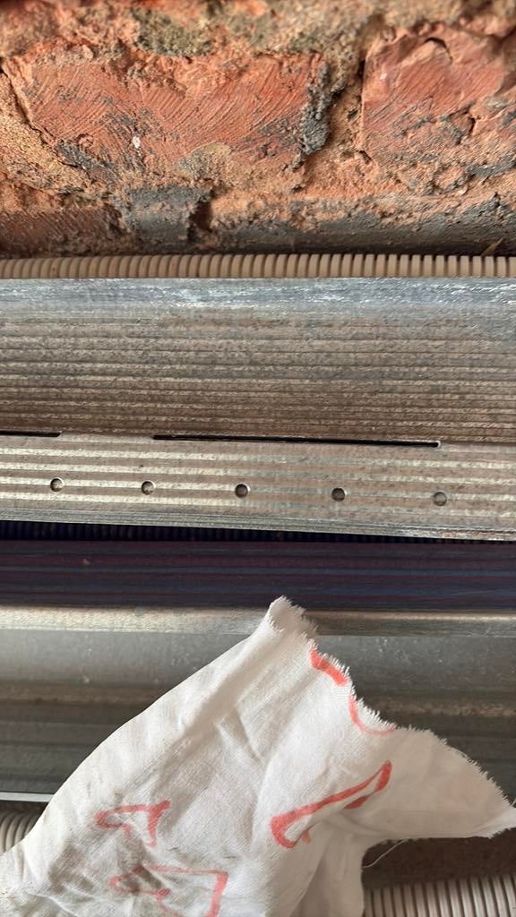 Gyproc veerregels en metalstud overschot, Ophalen, Zo goed als nieuw
