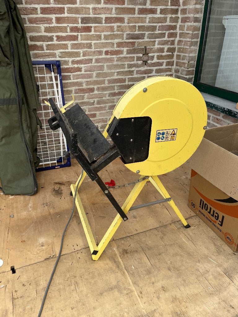 AFKORTZAAG - 2200 W Toolland VL2001 met zaagblad, Ophalen, Gebruikt, Toolland, Afkortzaag