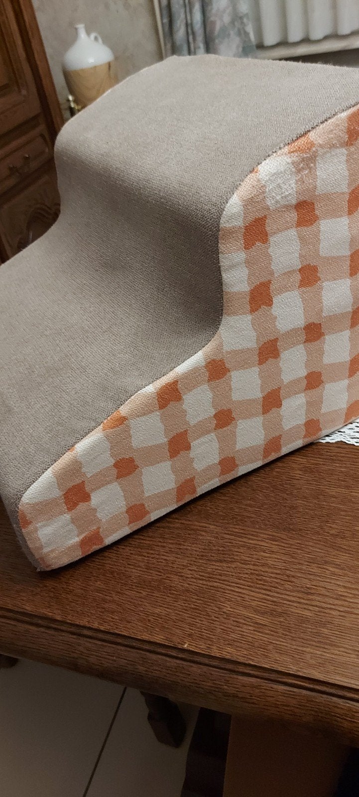 Trapje voor kleine hondjes., Ophalen