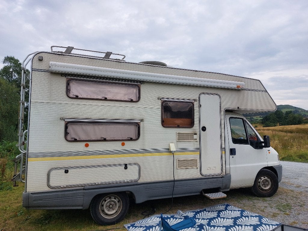 Mobilhome, Chemisch toilet, Alkoof, TV, Fiat