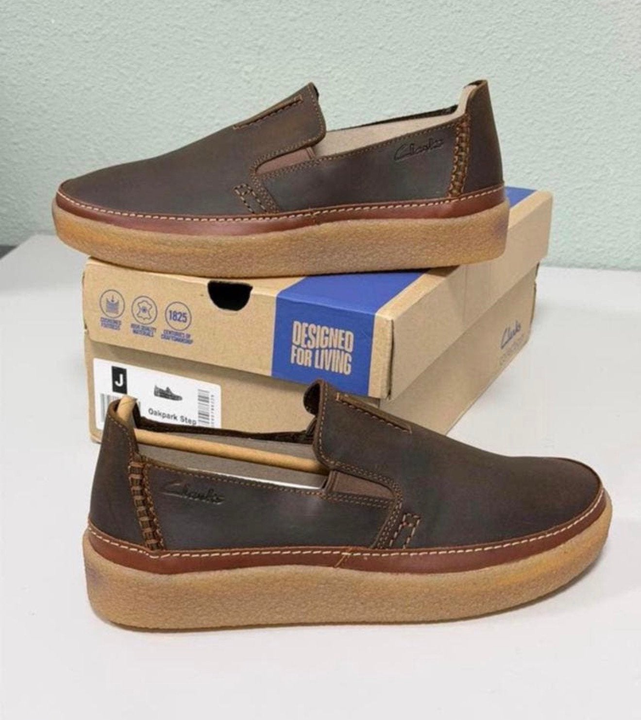 Chaussures en cuir Clarks Oakpark Step Slip-On  EU 43 NEW, Vêtements | Hommes, Chaussures, Neuf, Enlèvement ou Envoi, Brun, Flâneurs