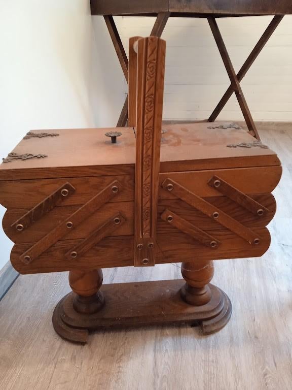 meuble de rangement de couture/couturière/travailleuse, Enlèvement, Utilisé