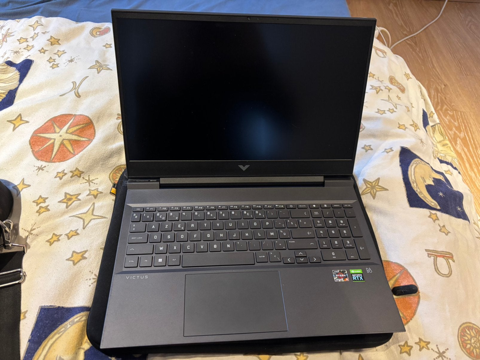 Victus by HP Laptop 16-e055nb, Hp, 16 pouces, 4 Ghz ou plus, Enlèvement