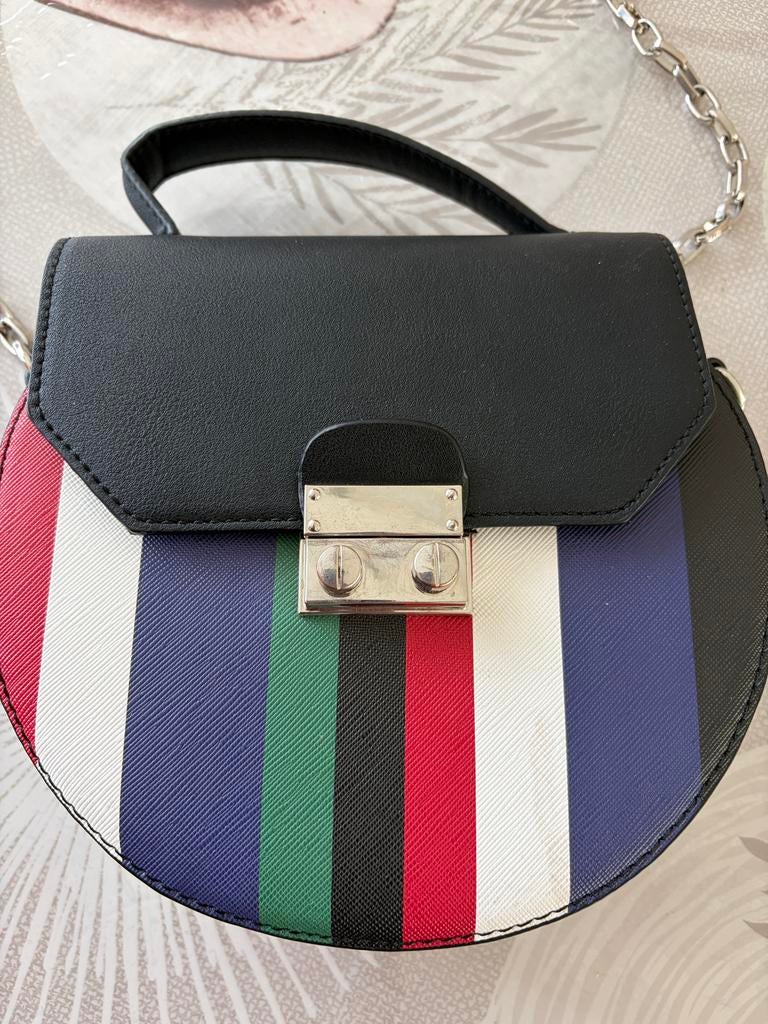 Sac à main ASOS stradivarius noir à rayures multicolores –, Enlèvement ou Envoi, Comme neuf, Noir, Cuir