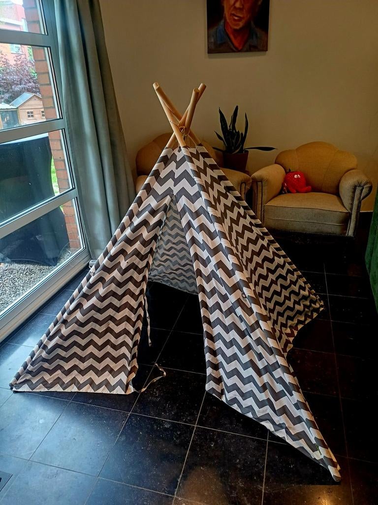 Speeltent Childwood, Ophalen