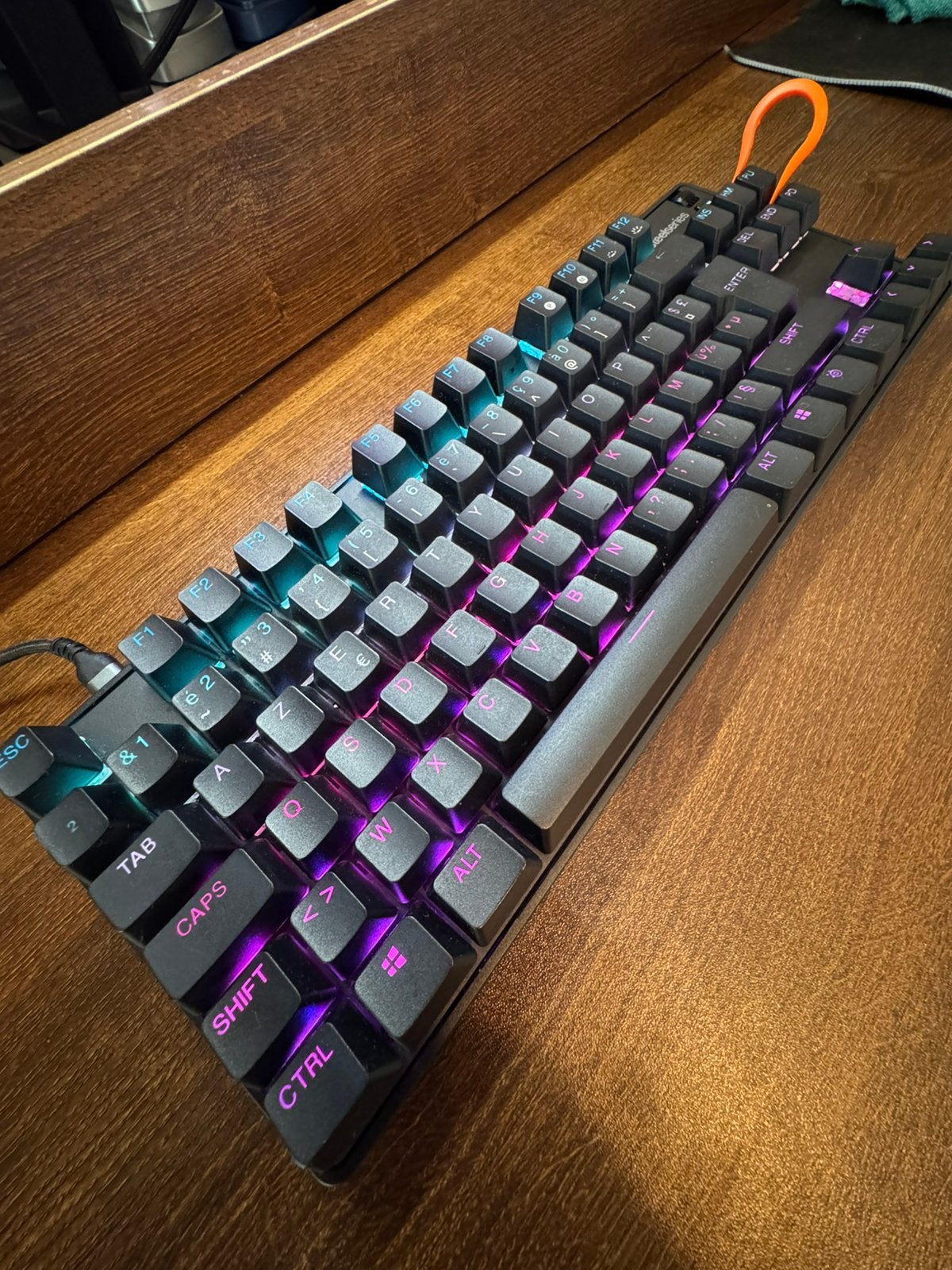 Steelseries Apex 9 TKL keyboard, Computers en Software, Ophalen of Verzenden, Zo goed als nieuw, Gaming toetsenbord