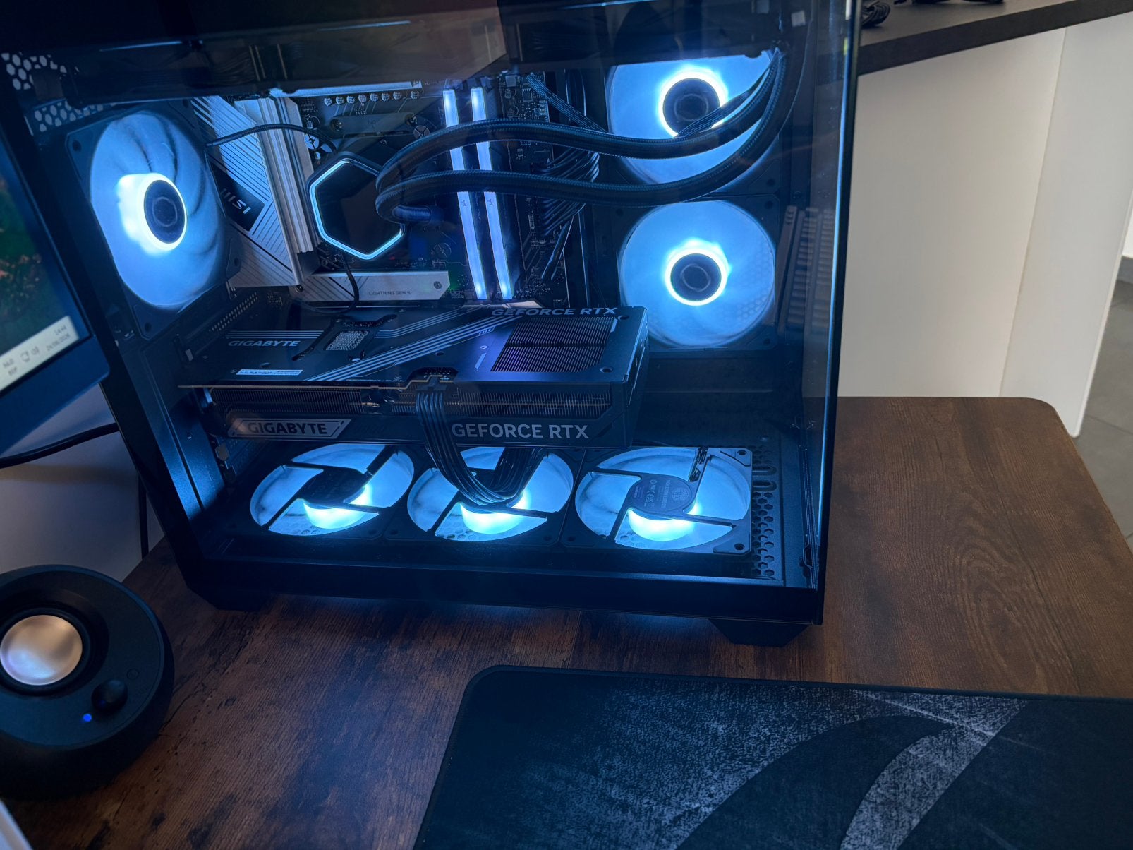 PC de jeu RTX 5080 Ryzen 7800x3D, Enlèvement ou Envoi, Comme neuf, Gaming, SSD