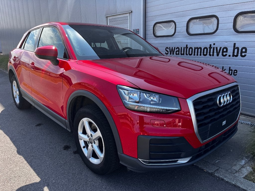 Audi Q2 1,0 30 TFSI / CLIMA /. NAVI / PDC / ALU, Autos, Audi, Rouge, Achat, Entreprise, Boîte manuelle