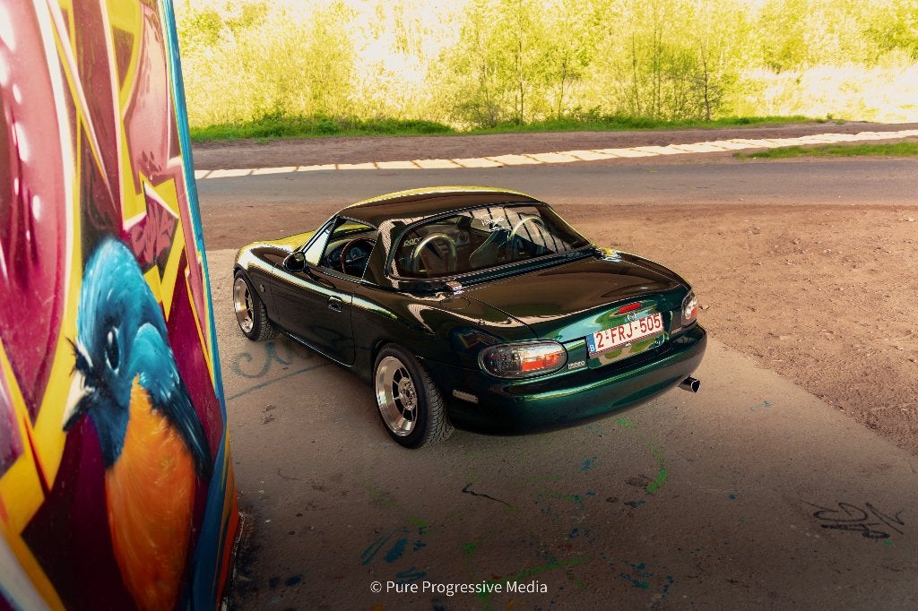 Hardtop MX5 NB, Enlèvement, Mazda