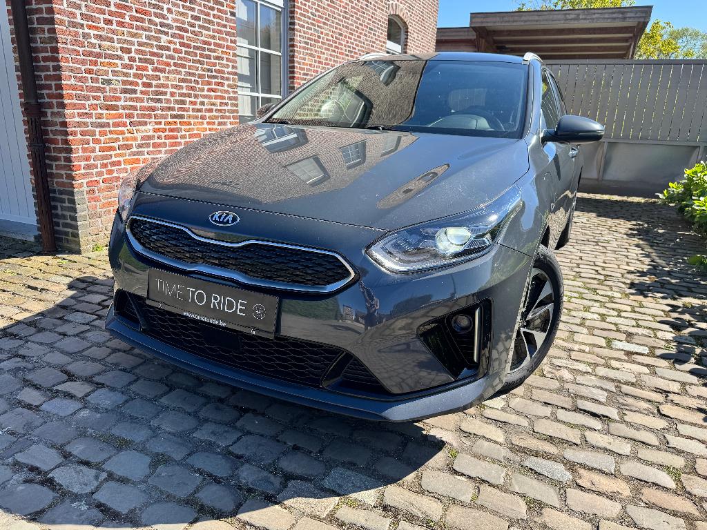 KIA Ceed SW PHEV / KIA garantie tot 09/2027, Autos, Kia, Argent ou Gris, Achat, Euro 6, Entreprise
