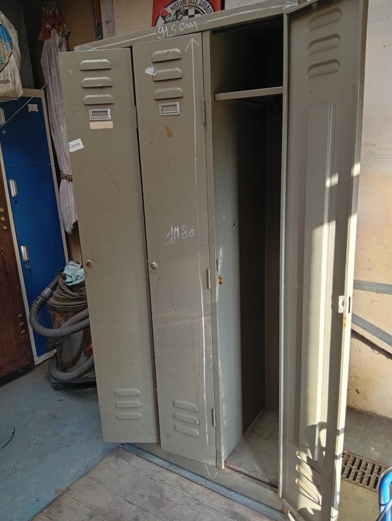 armoire métallique vestiaire de la marque MEWAF année 70, Enlèvement, Utilisé, Industriel vintage